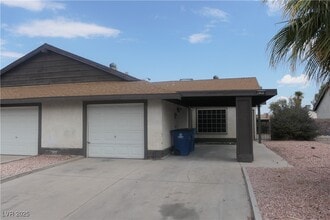 Building Photo - 4398 Bramblewood St