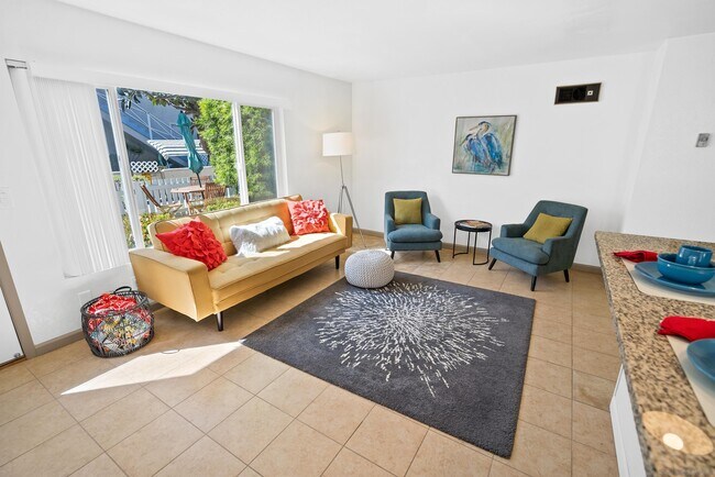 Foto del edificio - 830 Jamaica Ct