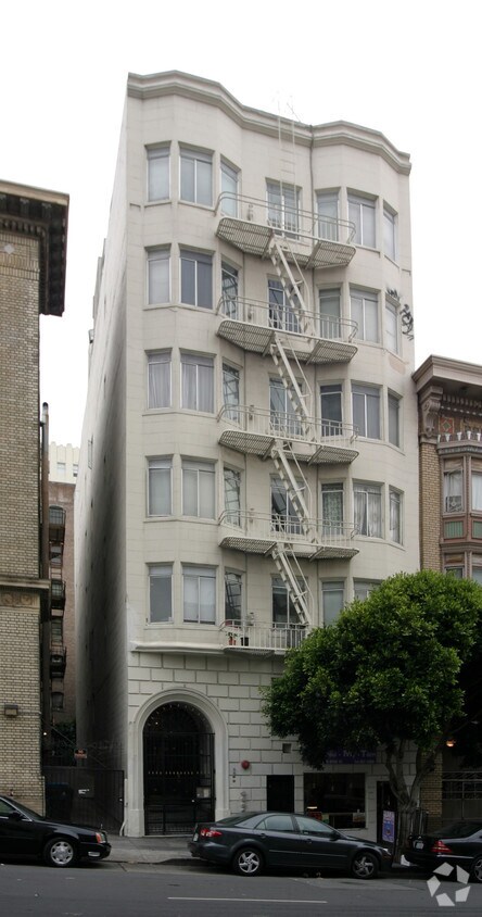 Primary Photo - 444 Hyde St