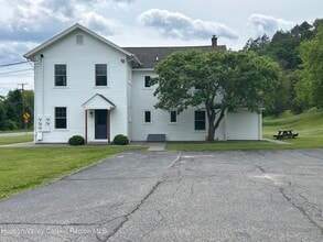 Building Photo - 173 S Amenia Rd