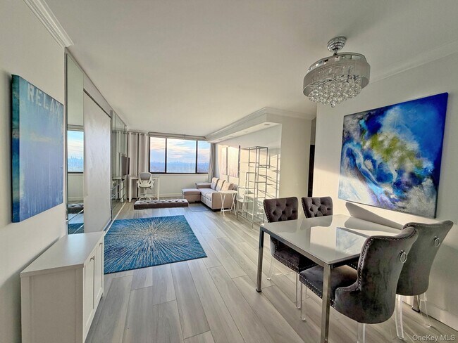 Foto del edificio - 269-10 Grand Central Pkwy