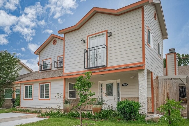 Building Photo - 7618 Del Glen Ln