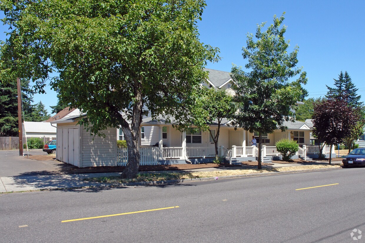 Foto del edificio - 5511 NE 27th Ave