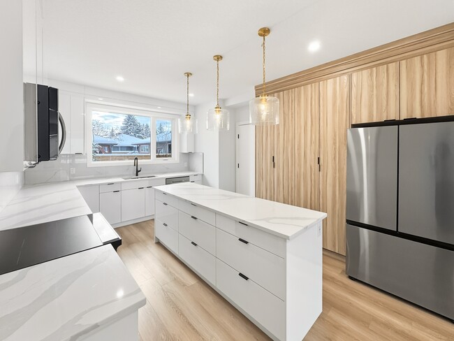 Photo du bâtiment - 4125-4117 Avenue SW