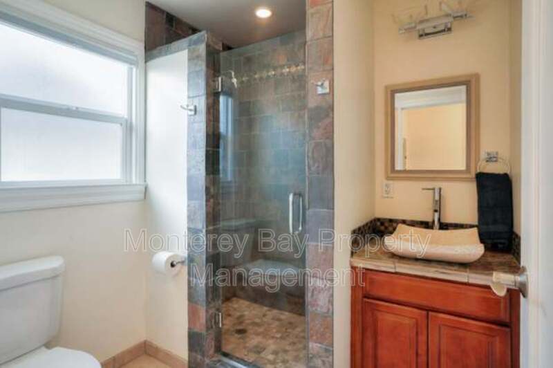 Foto del edificio - 673 Mermaid Ave