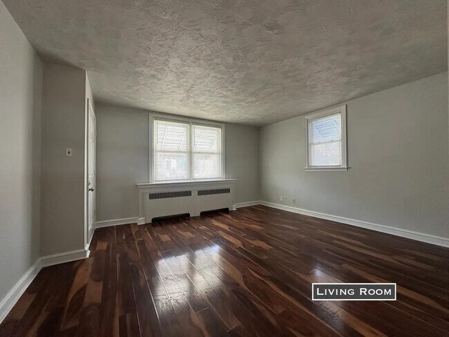 Foto del edificio - 4401 Oakmont St