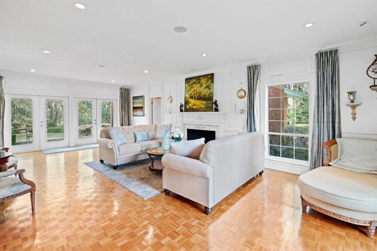 Foto principal - 620 NW 23rd St