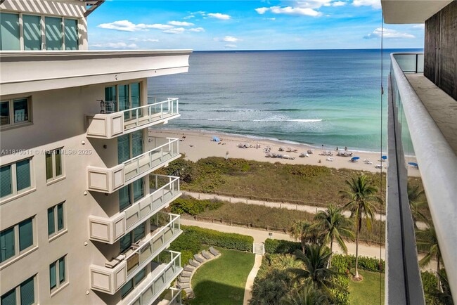 Foto del edificio - 9455 Collins Ave