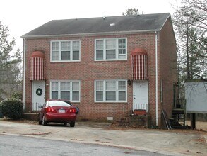 Building Photo - 270-272 Sleepy Creek Dr