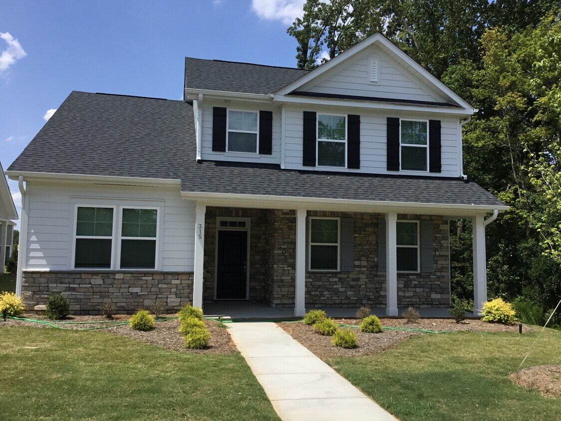 315 Stowe Road House Rental in Belmont, NC