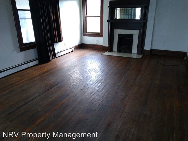Foto del edificio - 5 br, 2 bath House - 3919 Riner Road