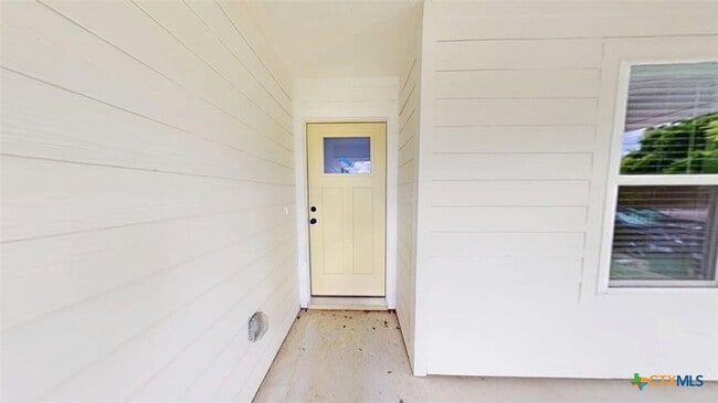 Building Photo - 209 Elbert Ln