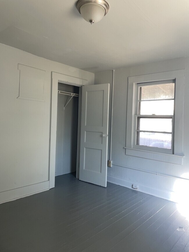 Foto del edificio - 2 Bedroom 1 Bathroom