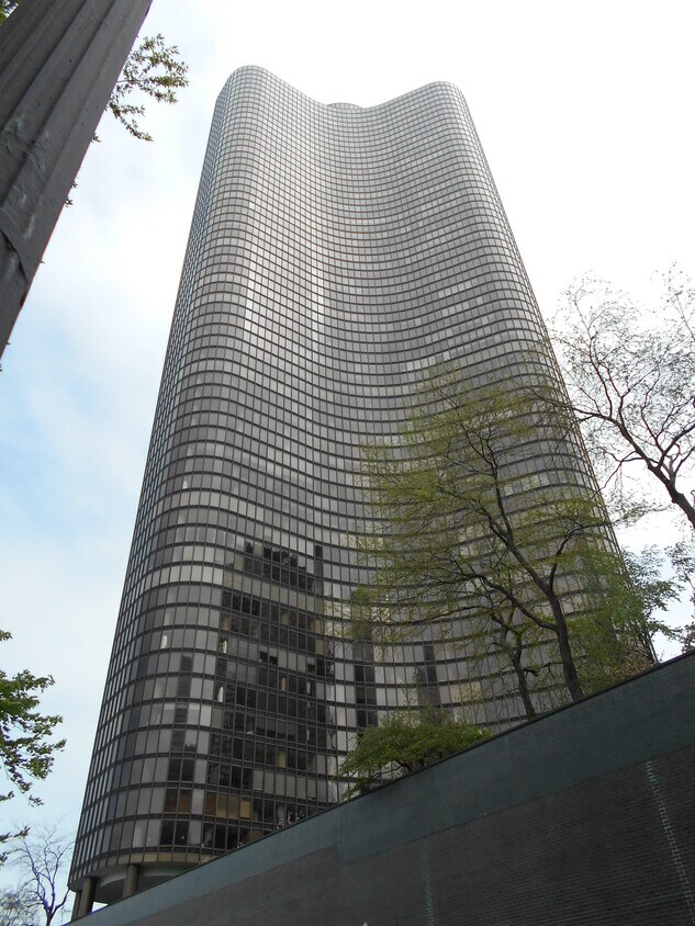 Foto principal - 505 N Lake Shore Dr