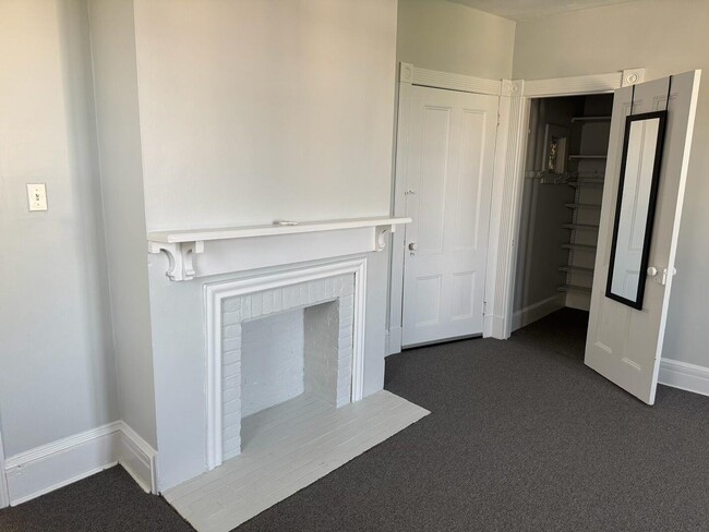 Building Photo - 48 Hudson Terrace