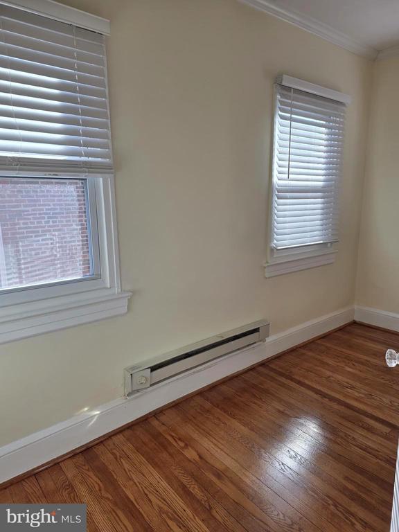 Building Photo - 1513 Van Buren St NW