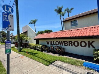 Building Photo - 1100 E Bay Dr