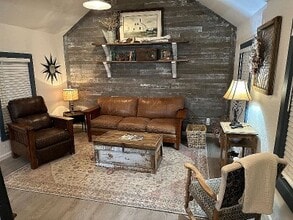 Building Photo - 911-924 24 Rd