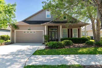 Building Photo - 8185 SW 77th Ave