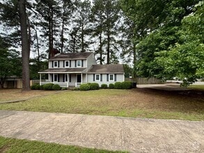 Building Photo - 1603 Woodland Dr