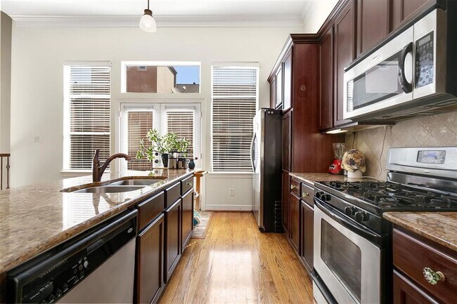 Foto del edificio - 4316 Eli St