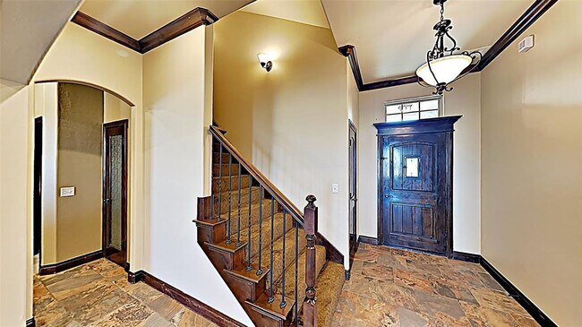 Building Photo - 13604 Gentry Dr