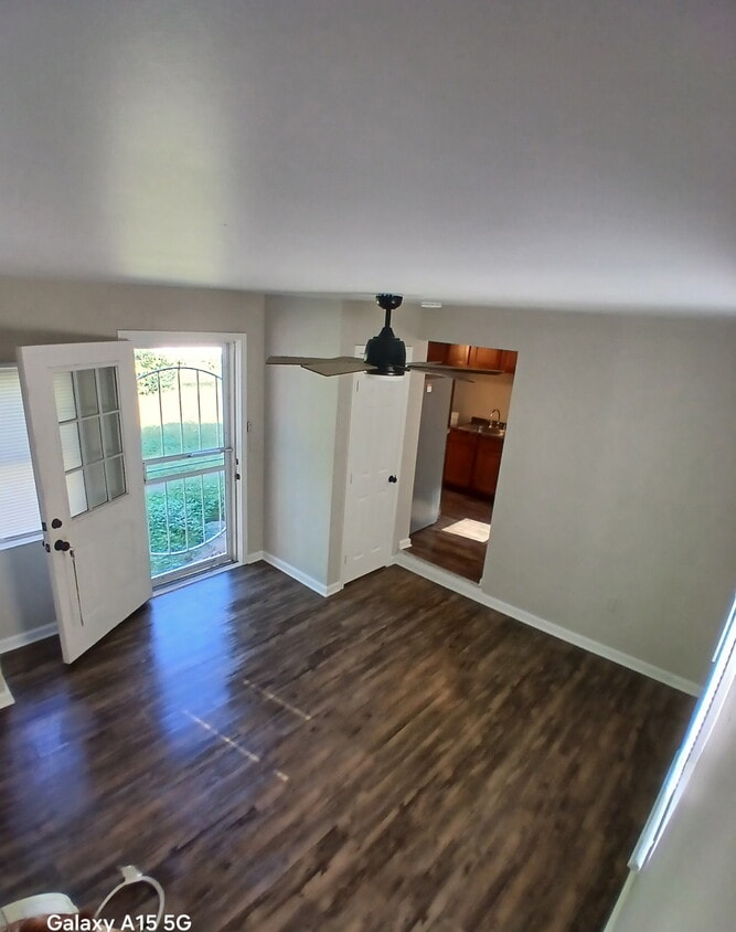 Foto principal - 1242 Euclid Ave