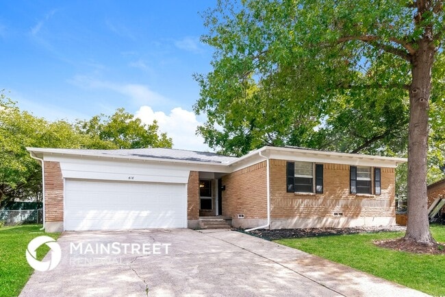 Building Photo - 414 Crusader Dr