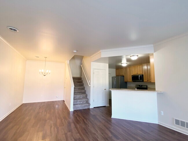 Foto del edificio - 2080 Cloverly Ln