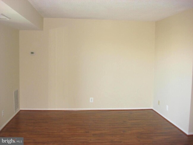 Building Photo - 8340 Greensboro Dr