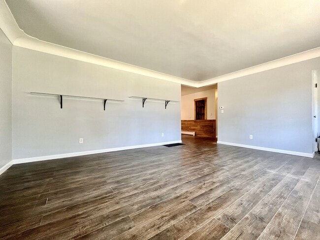 Building Photo - Four Bedroom Home in Grandville