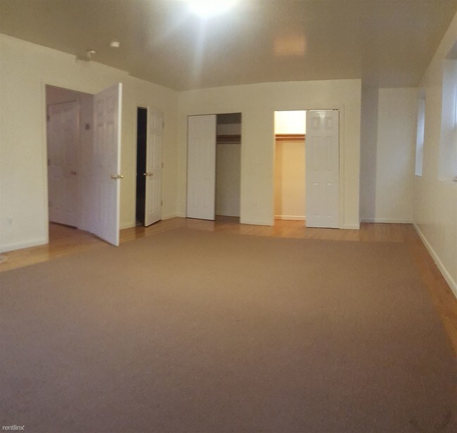 Foto del edificio - 3141 12th St
