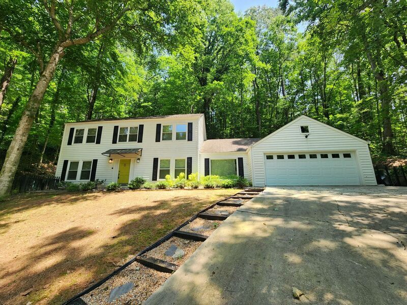 Foto principal - 7055 Riverside Dr