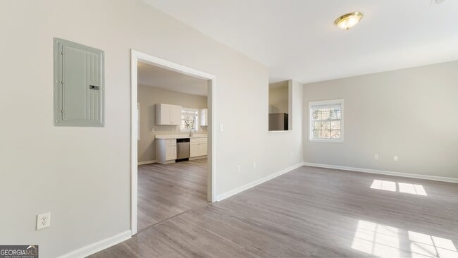 Foto del edificio - 848 Ridge Ave NW