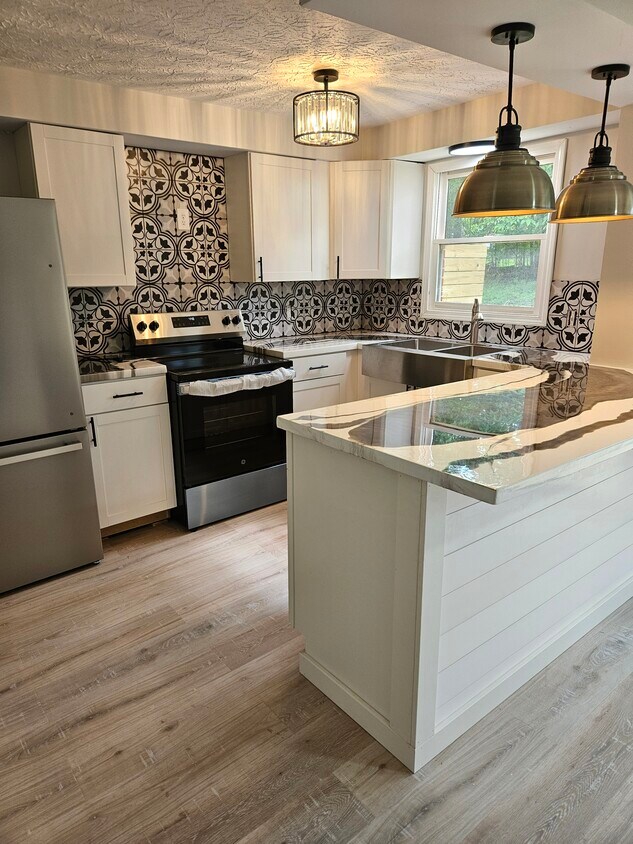 Foto principal - 453 Cobblestone Ave NE