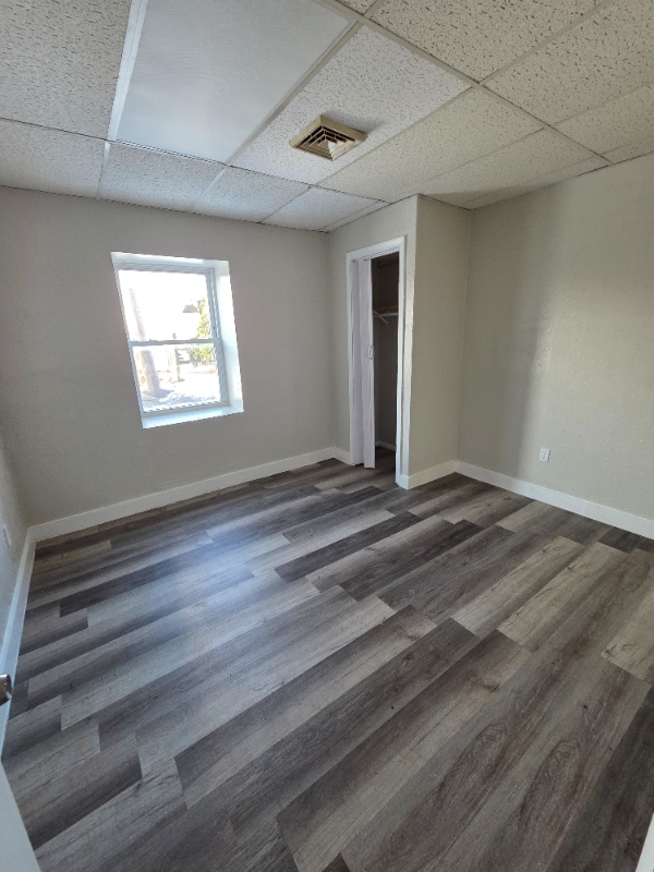 Foto del edificio - 15220 Saranac Rd