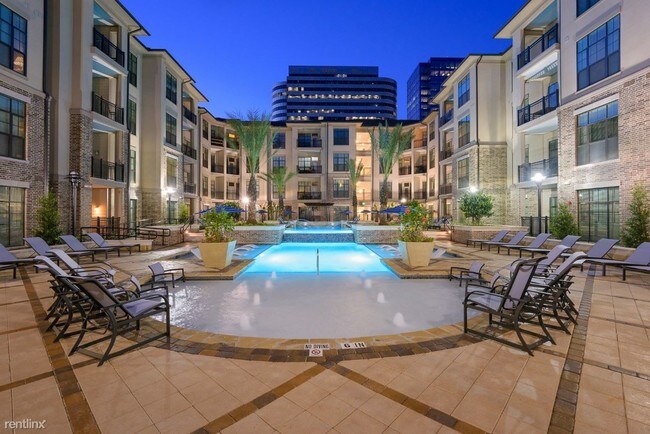 Building Photo - 3505 N Sam Houston Pky W