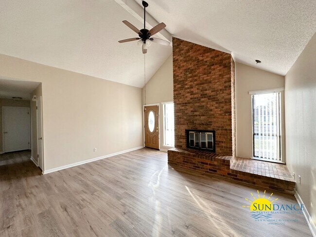 Foto del edificio - Lovely 3 Bedroom Home in Mary Esther!