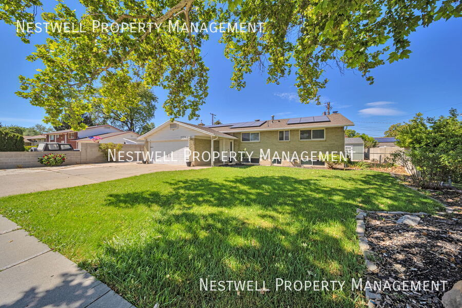 Primary Photo - 1554 Beechwood Cir
