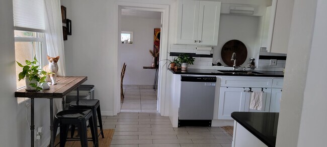 Foto del edificio - 3860 67th Ave N