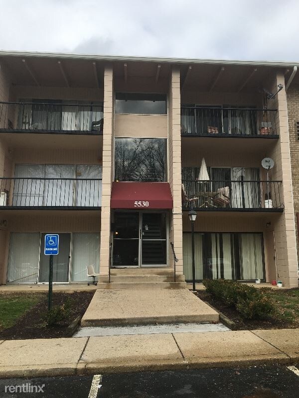 5530 Karen Elaine Dr Unit 1711, New Carrollton, MD 20784 Condo for