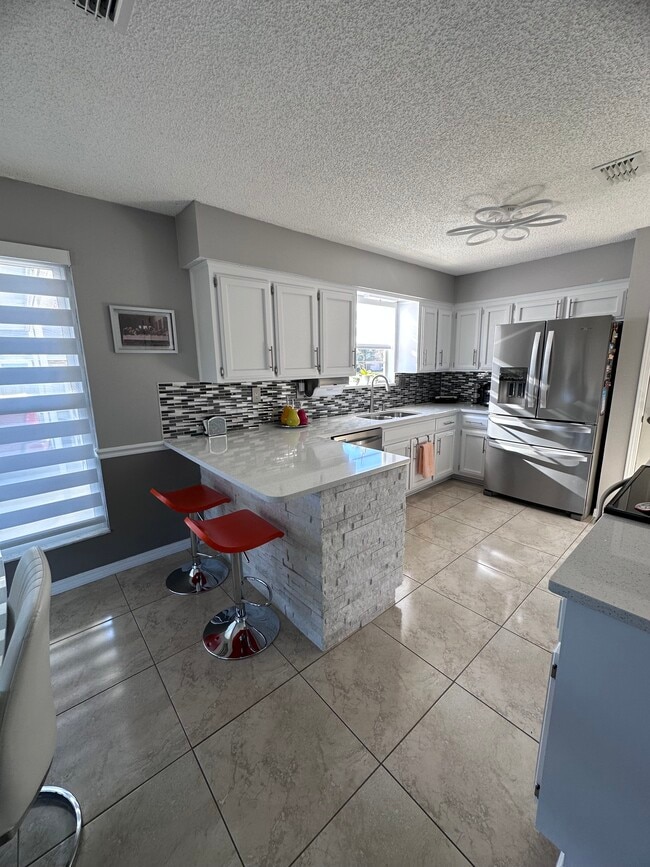 Foto del edificio - 2371 Kirkwall St