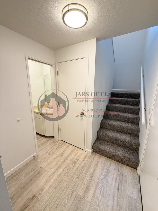 Building Photo - Fircrest Ct SE Duplex #2021-740