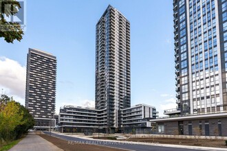 Building Photo - 15 Watergarden Dr