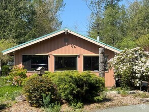 Building Photo - 39927 May Creek Rd