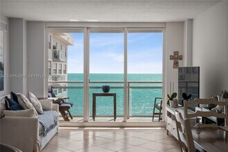 Building Photo - 6917 Collins Ave
