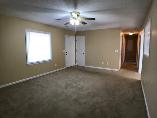 1320 Race Track Rd Sumter Sc 29153 House For Rent In Sumter