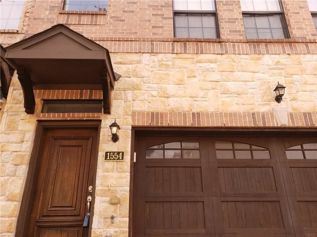 Primary Photo - 1554 Biltmore Ln