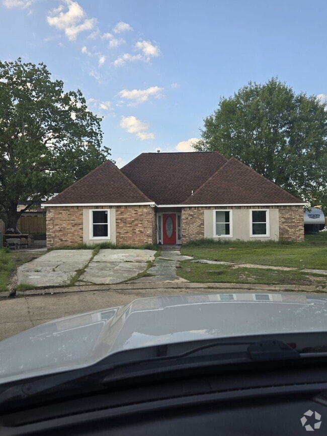 Building Photo - 1101 Doverville Ct