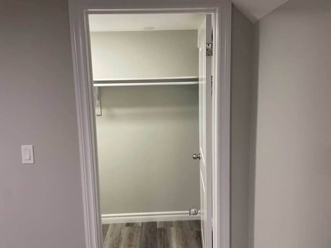 Building Photo - 23 Woodman Dr